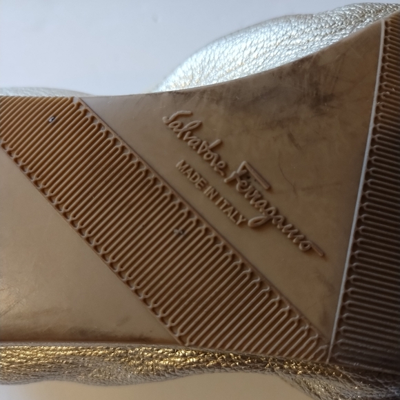 Salvatore Ferragamo Platino (Gold) Leather My Joy Ballet Slip-On Flats Size 7.5 - Picture 9 of 16